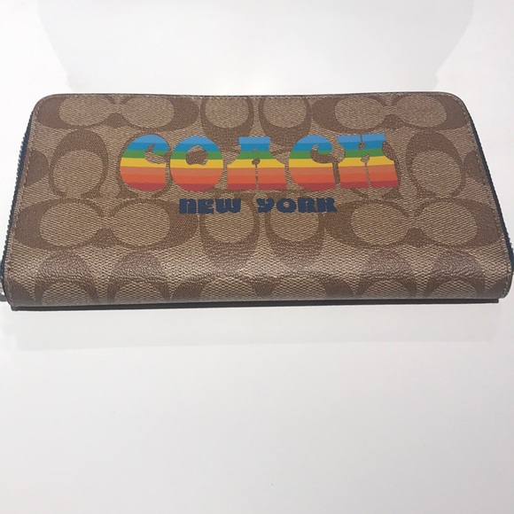 pride coach wallet